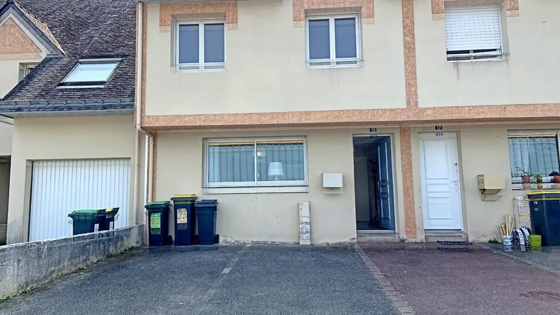 Vila Duplex T3 Avec 2 Parkings A 400M Du Centre De Lorient - Fr-1-349-197 0*,